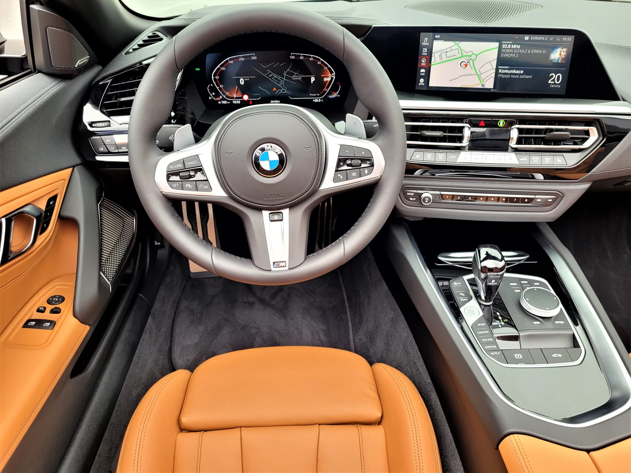 BMW Z4 30i | nové auto skladem | roadster | V4 benzin 265 koní | skvělá výbava | nákup online | super cena | autoibuy.com | ihned k dispozici | české auto | černá metalíza | 